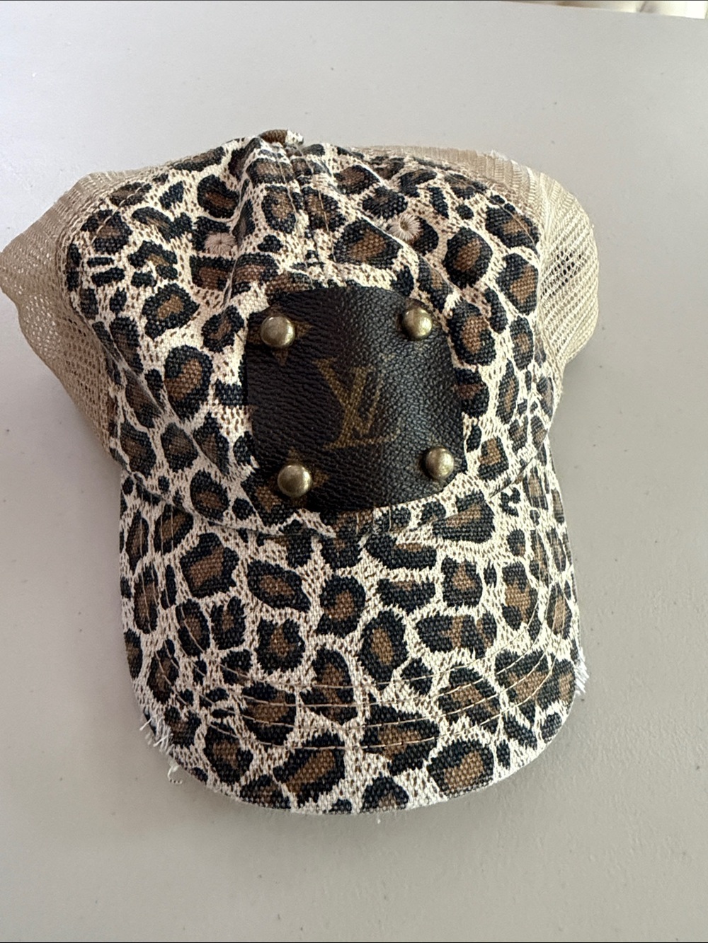 Leopard Print Trucker Cap with LV Accent - Brown/Beige never worn